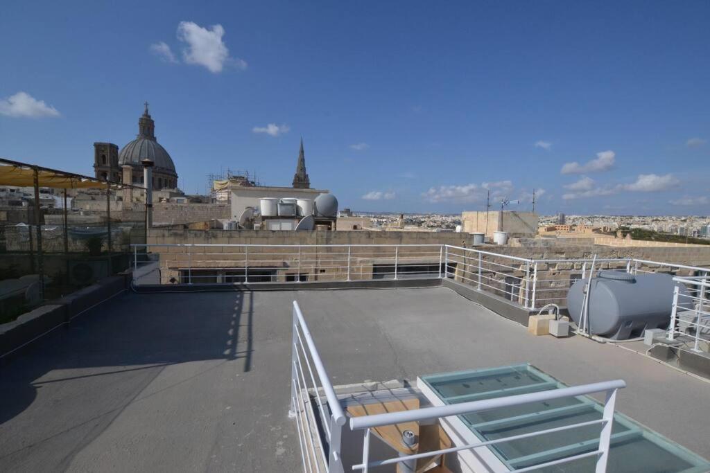 Vallettadreamsuites Groud Floor Shared Sea View Rooof Terrace Buitenkant foto